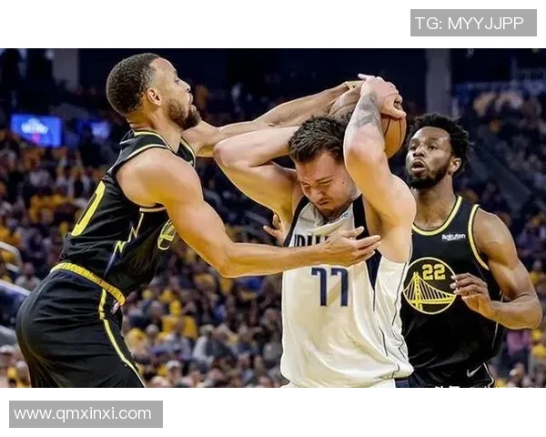 深圳篮球队逆袭之路揭秘:从低谷到巅峰的城市联赛传奇 深圳篮球队逆袭之路揭秘:从低谷到巅峰的城市联赛传奇